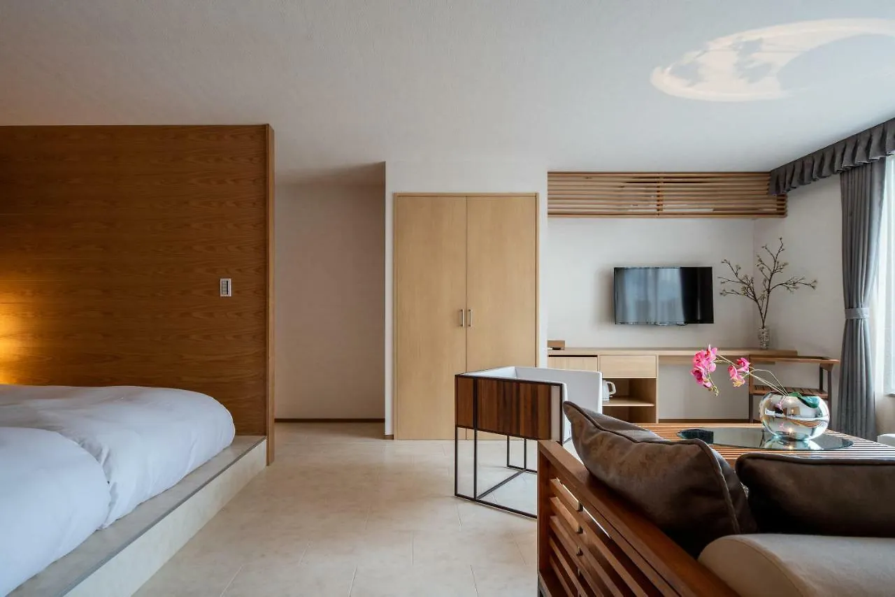 **  Hotel La Viola Kjóto Japonsko