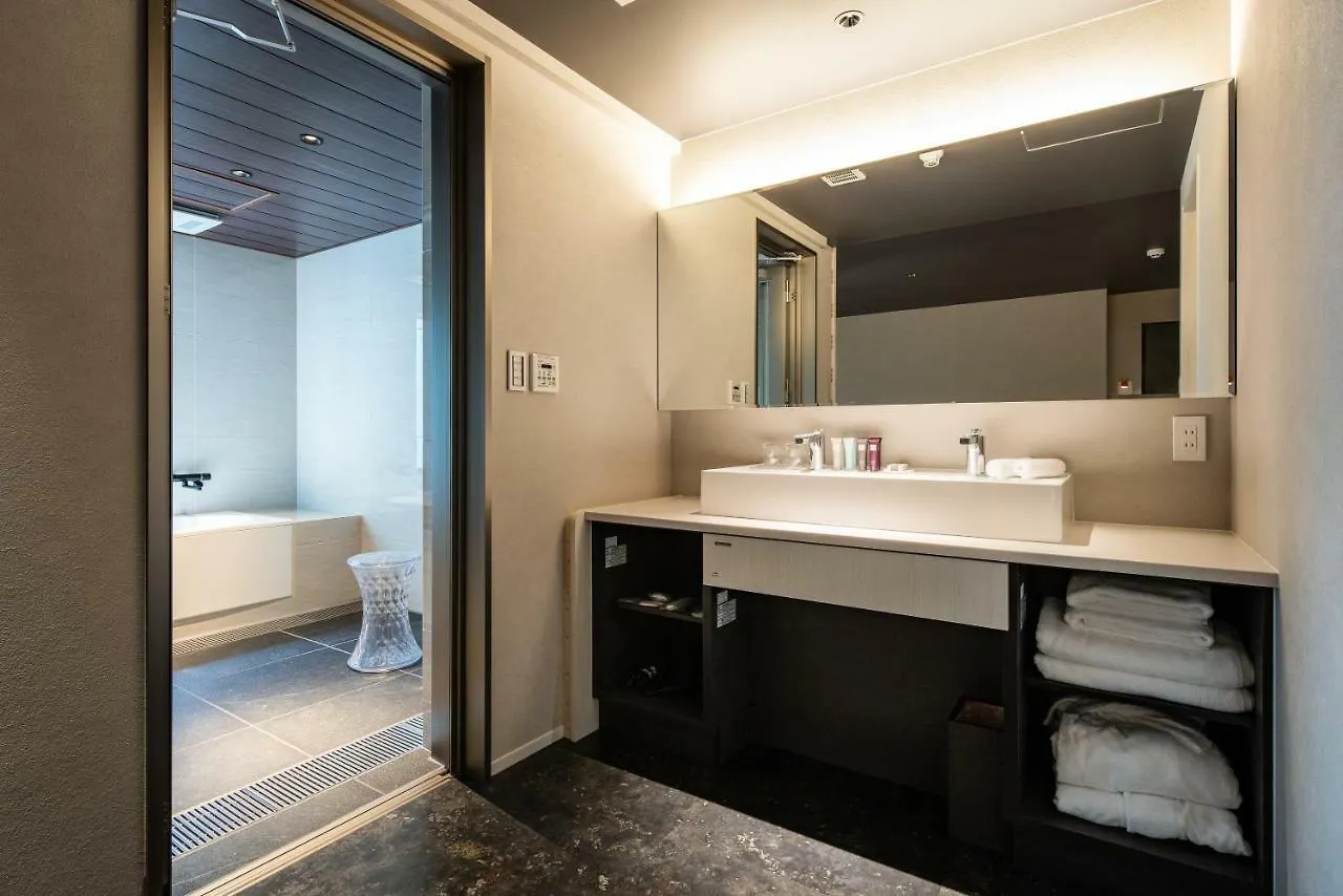 **  Hotel La Viola Kjóto Japonsko